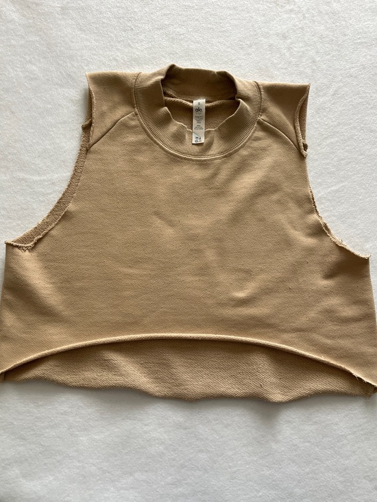 ALO Yoga Tops - ALO Yoga Cropped Raw-Edge Tank Top — Beige/Tan